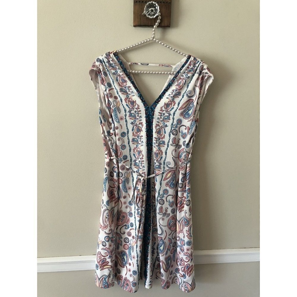 LOFT Petite Womens Size M Sleeveless Shift Dress Paisley Belted